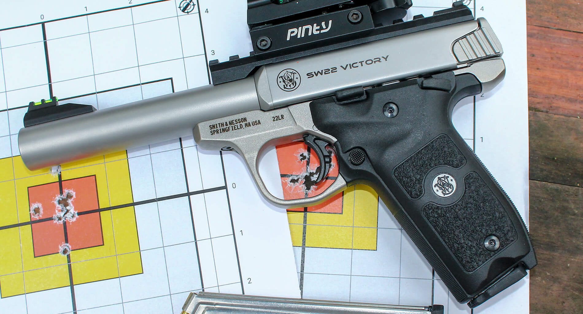 Smith & Wesson SW22 Victory